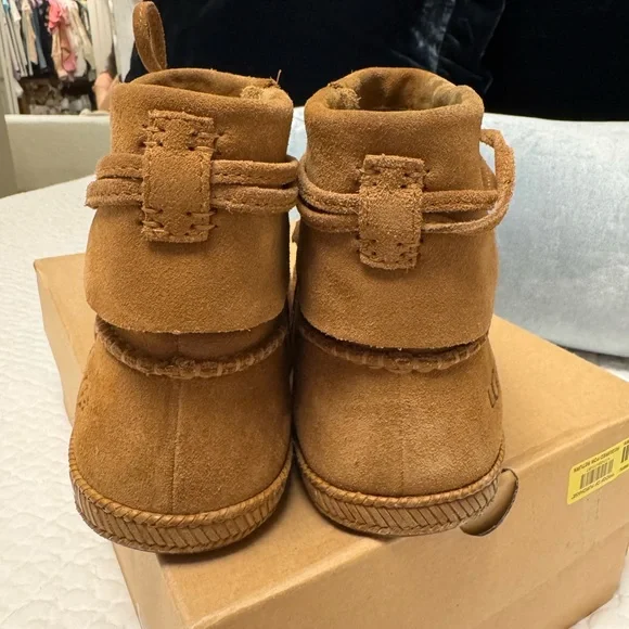 UGG Moccasin Suede Booties - Picture 2 of 3